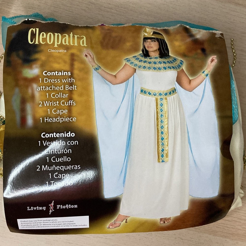 Women’s Cleopatra Halloween Costume, Adult size large